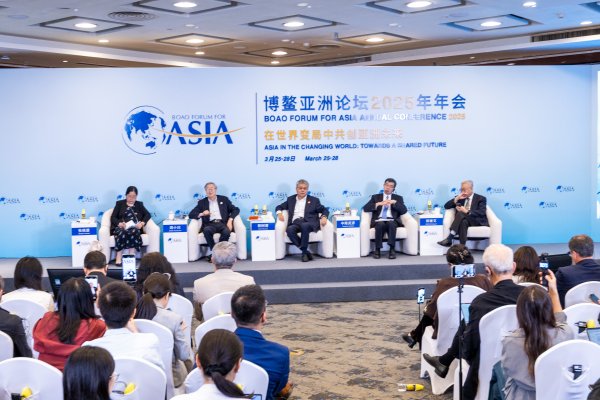 公牛配资 人口老龄化下养老金体系如何升级？周小川、郭树清等共议最优解